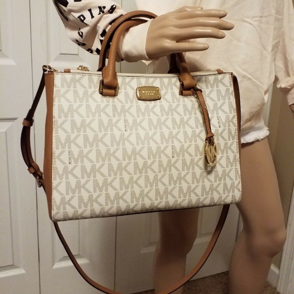 michael kors kellen medium
